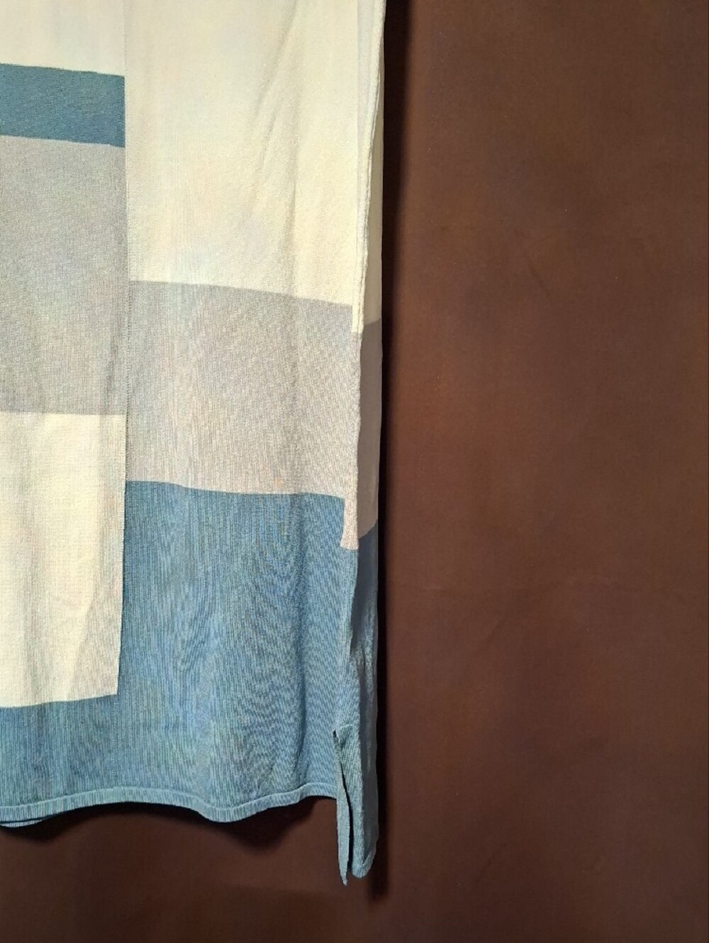 Sleeveless Midi Dress in Blue and Cream - Brand: - Picture 4 of 5